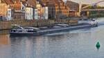THALIA; GMS; ENI 02329886; gemeldet in Maasbracht; auf der Maas in Maastricht zu Tal unterwegs.