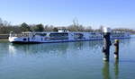 KFGS Viking Gersemi, rheinaufwrts in Warteposition vor der Schleuse Vogelgrn/Elsa, Mrz 2025