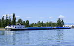 SGMS und GSL W De Beijer, rheinabwrts in Warteposition vor der Schleuse Vogelgrn/Elsa, Heckansicht, Mai 2025