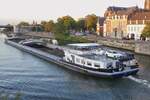 THALIA; GMS; ENI 02329886; gemeldet in Maasbracht; auf der Maas in Maastricht zu Tal unterwegs.
