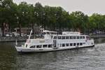 ATLAS V, FGS, ENI 04605510, BJ 1957, l 29,27 m; B 4,88 m; als Fluss Fhre auf der Maas in Lttich im Einsatz.