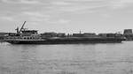 Ende September 2025 war das Gtermotorschiff FRONTERA (ENI: 02326570) auf dem Rhein bei Duisburg unterwegs.
