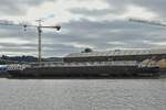 GMS BLACK PEARL, ENI: 02325183, L 105 m; B 9,50 m; BJ 1969; Flagge Frankreich; liegt am Albertkanal auf dem Trockendeck.