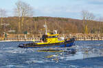Eisbrechende HT02 LIAS (IMO-) im Hafen Lauterbach.