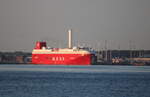 Die Seine Highway am Morgen des 12.06.2025 im Rostocker berseehafen,fotografiert von Hohe Dne aus.