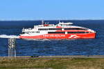 HALUNDER JET , 	Fahrgastschiff , IMO 9825295 , Baujahr 2018 , 56.4 x 14 m , 680 Passagiere , 05.04.2025 , Cuxhaven - Alte Liebe ,   