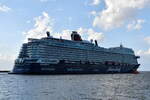 MEIN SCHIFF 7 , Kreuzfahrtschiff , IMO 9851189 , Baujahr 2024 , 315,70 x 35,80 m , Rostock-Warnemnde , 12.09.2025 ,