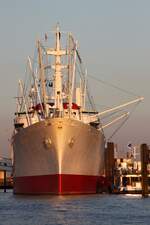 Frachtschiff CAP SAN DIEGO; Eigner/Betreiber: Stiftung Hamburger Admiralitt; Aufnahmeort: Elbe/Hafen Hamburg, Deutschland; Datum: 02.08.2013; Info: (IMO 5060794) Die CAP SAN DIEGO gehrt