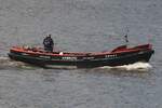 Festmacher ERNST; Eigner/Betreiber: privat; Aufnahmeort: Elbe/Hafen Hamburg, Deutschland; Datum: 19.07.2025; Info: 99384-A