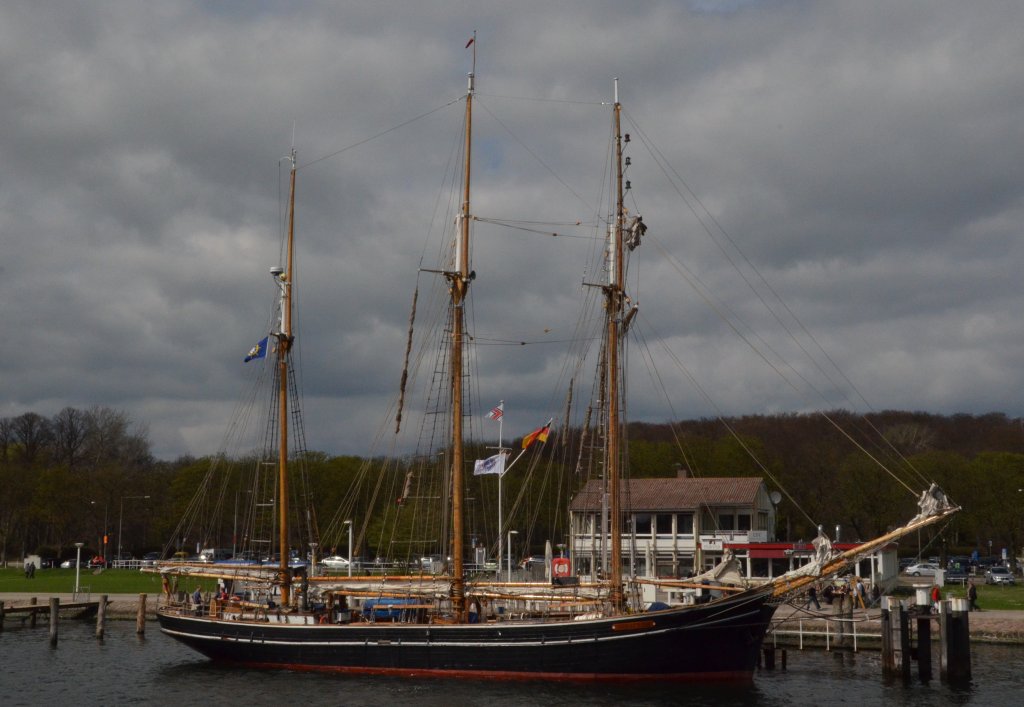 Albatros, ein deutscher Dreimast-Segler liegt in Travemnde vor Anker am 27.04.2013