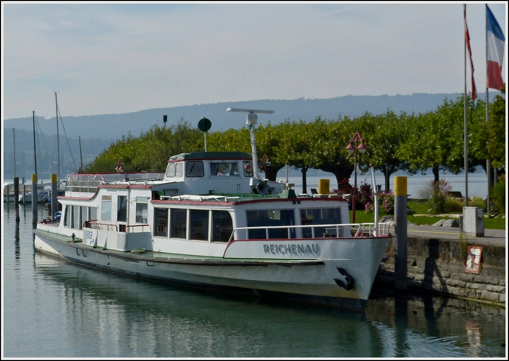 Am Schiffsanleger in Radolfzell liegt die MS  Reichenau  und geniesst den Ruhetag.  17.09.2012