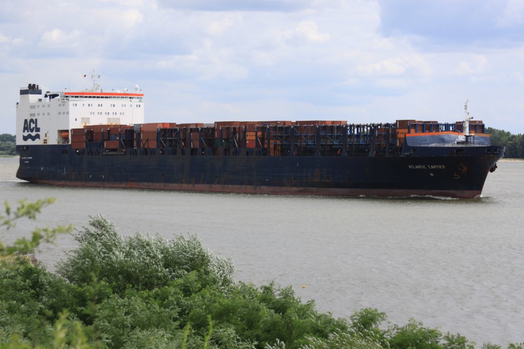 Atlantic Cartier,IMO 8215481, Elbe hhe Wedel, 24.07.2010