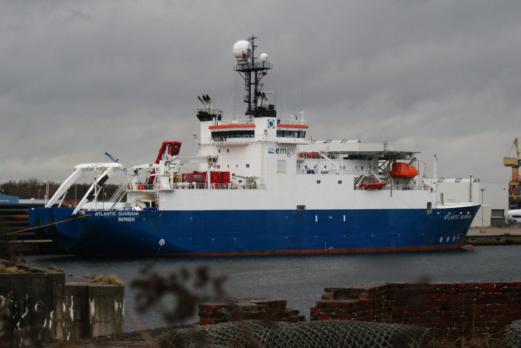 Atlantic Guardian am Hannoverkai in Wilhelmshaven im November 2009// IMO-Nummer:9239355