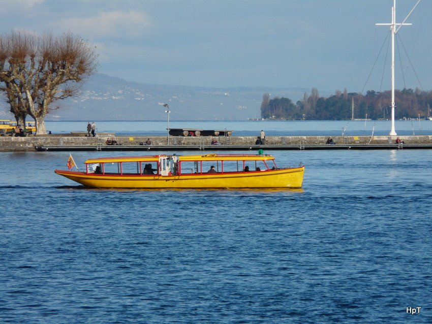 Ausflugsboot L`Eau Vive unterwegs in Genf am 11.12.2009