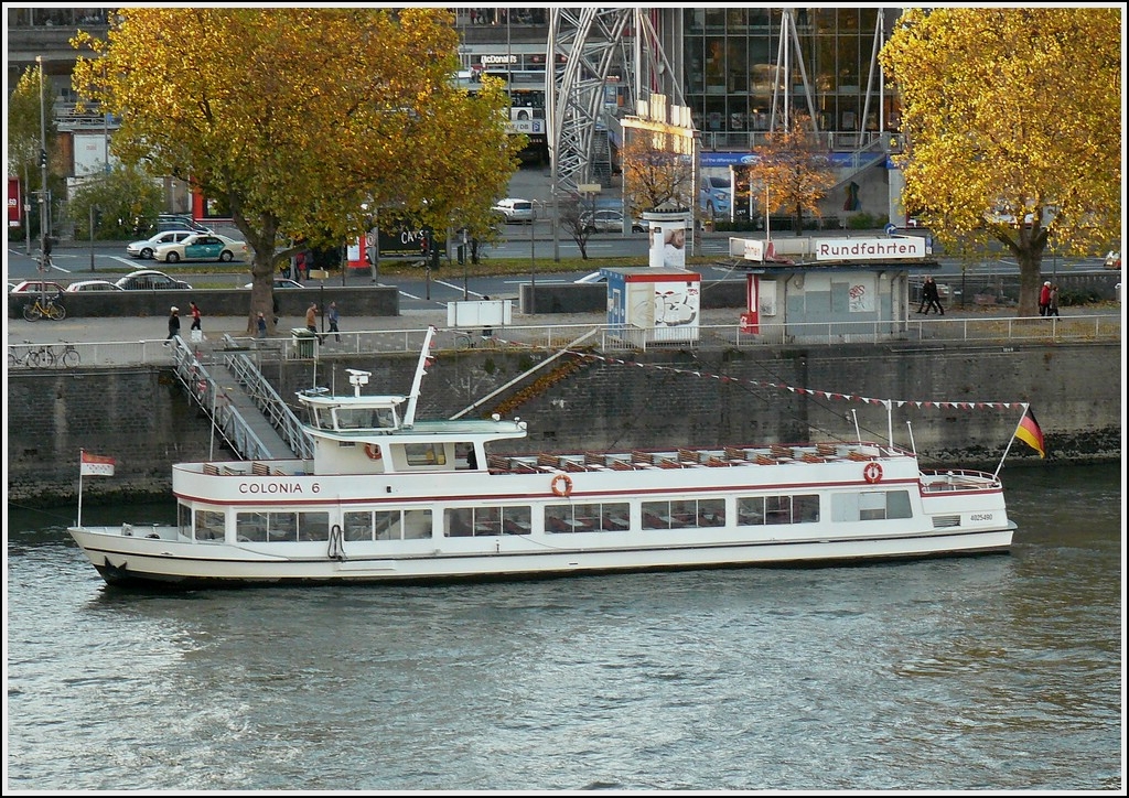 Ausflugschiff  COLONIA 6  an der Kaimauer in Kln am 08.11.2008.