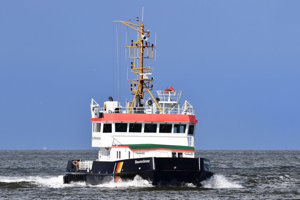 BAUMRÖNNE , Tonnenleger , IMO 9082219 , Baujahr 1993 , 26.61 × 9m , 12.09.2017 Cuxhaven