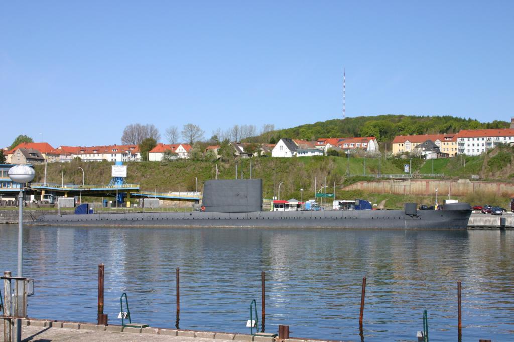 Britisches U Boot Otus im Hafen Sanitz
am 13.05.2005 Boot lag dort zur Besichtigung
