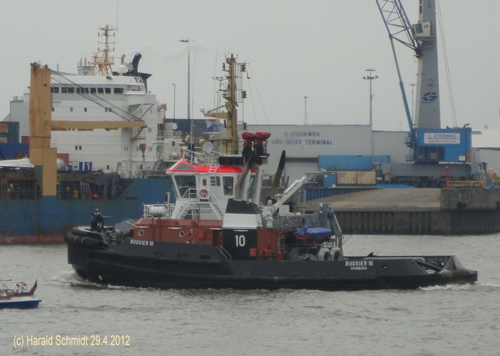 BUGSIER 10 (3)   (IMO 9429560) am 29.4.2012, Hamburg, Norderelbe Hhe Hansahafen / 
Schlepper / GT 485 / La 33,10 m, B 12,6 m, Tg 6,1 m / 1 Wrtsil-Diesel, ges. 4800 kW, 6528 PS,  2 Rolls-Royce Ruder-Propeller in Kort-Dse, 14,2 kn, Pfahlzug 86 t / Reederei: Bugsier Hamburg /
