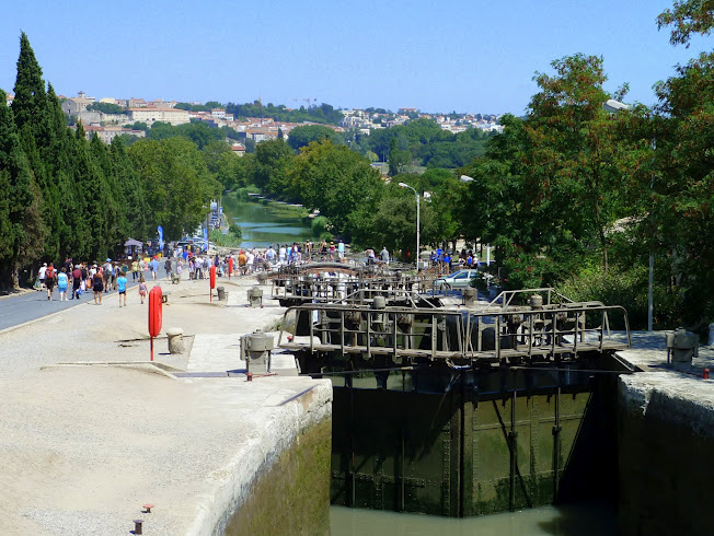 Canal du Midi, stlicher Teil bei Bziers, die neun Schleusen von Fonsrannes, 17. August 2011