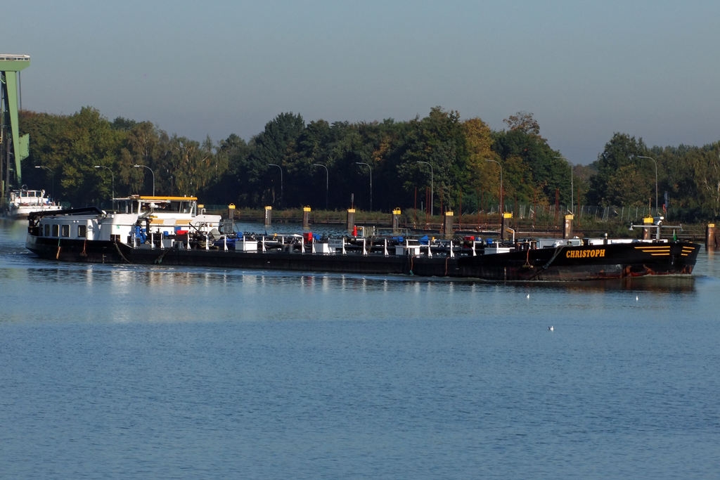  CHRISTOPH  aus dem Wesel-Datteln-Kanal kommend abbiegend in den Dortmund-Ems-Kanal 9.10.2010