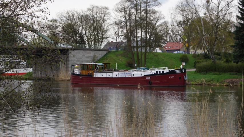 Clubschiff Anny in Oderberg - am 27.04.2013 gegen 16:00 Uhr