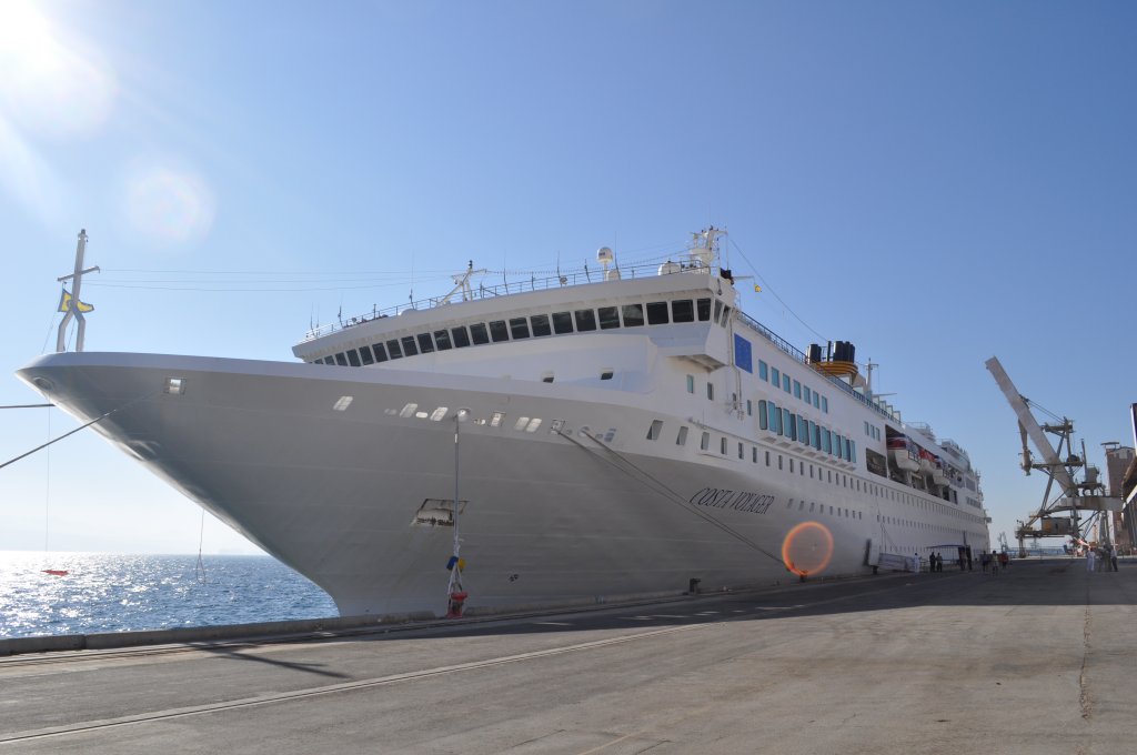 Costa  Voyager  im Hafen von Eilat/Israel am 28.11.2012