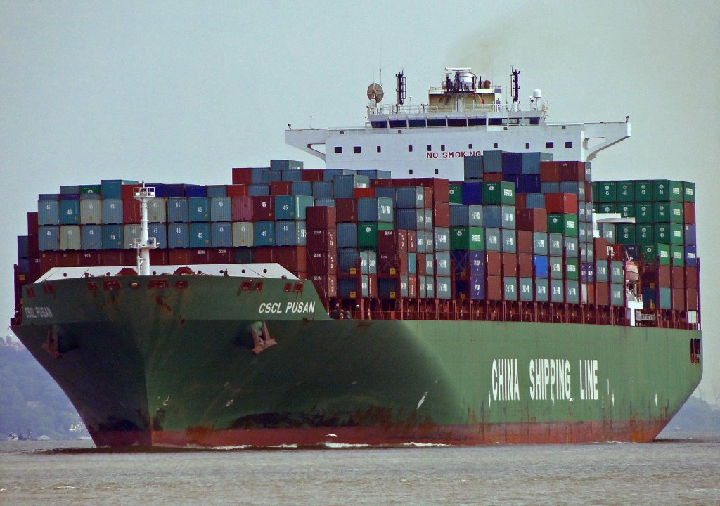  CSCL Pusan  11.07.2011 in Hamburg
overall length (m): 336,70 
overall beam (m): 45,60 
maximum draught (m): 15,00 
maximum TEU capacity: 9580 
deadweight (ton): 111.746 
