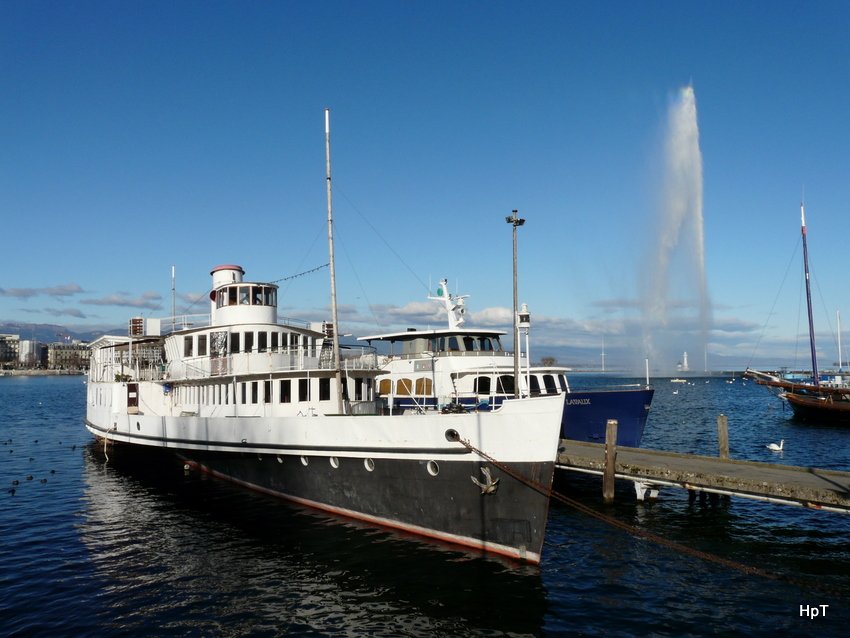 Dampfschiff Geneve in der Stadt Genf am 11.12.2009