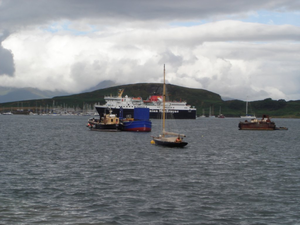 Das Fhrschiff von der Insel Mull wird in Krze im Fhrhafen Oban anlegen. 