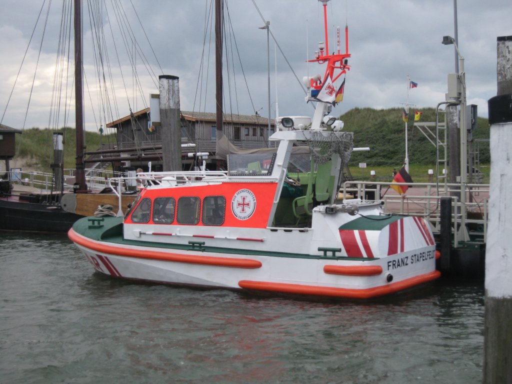 Das Seenotrettungsboot Franz Stapelfeld gehrt zur DGZRS und hat auf Wangerooge seinen Heimathafen gesehen am 14.8.12