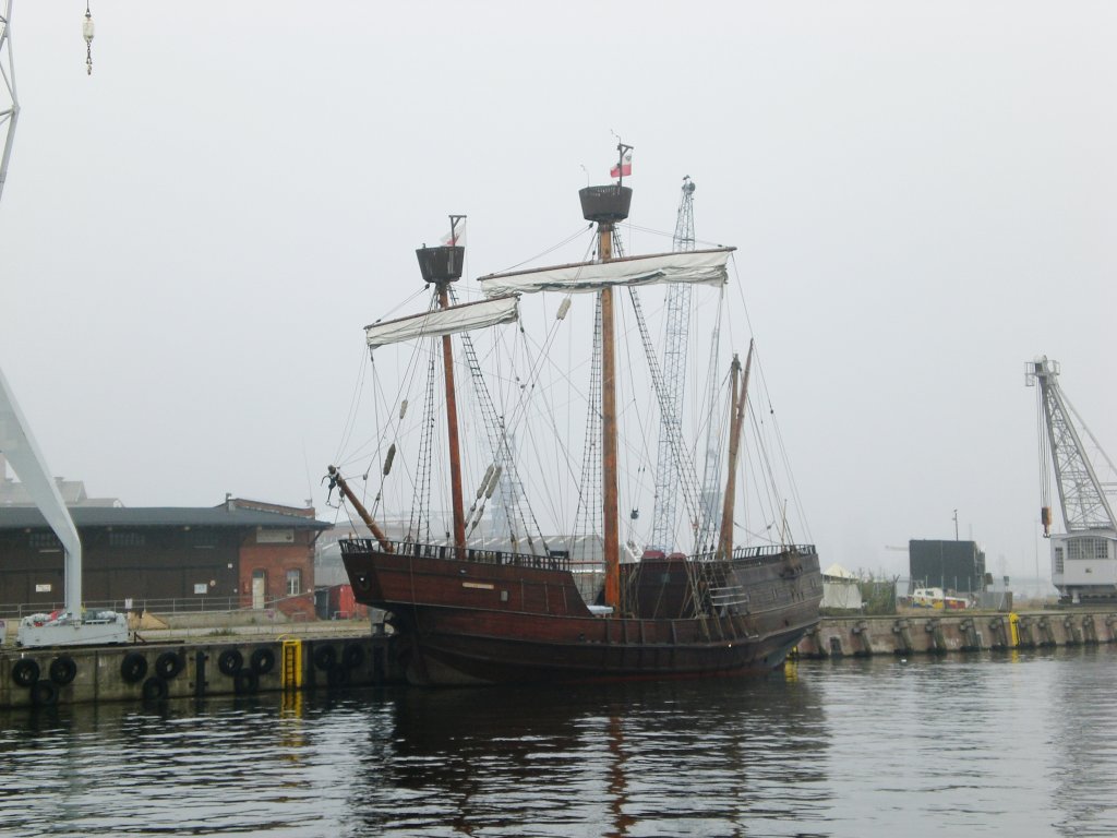 Das Segelschiff Lisa von Lbeck im Lbecker Hafen.(24.10.2009)