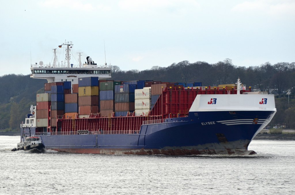 Der Feeder Elysee IMO-Nummer:9462794 Flagge:Niederlande Lnge:169.0m Breite:27.0m Baujahr:2009 Bauwerft:Sietas,Hamburg Deutschland Stellpltze fr 1421 TEU am 15.04.12 aufgenommen am Rschpark Hamburg Finkenwerder. 