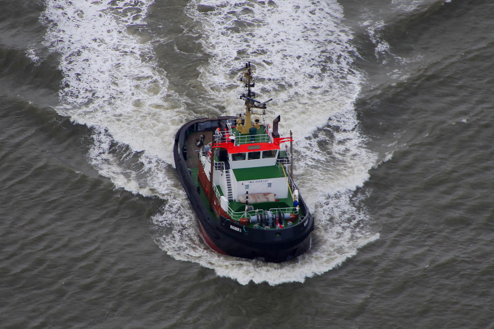 Der Schlepper Bugsier3 vor Bremerhaven am 15.09.2012
