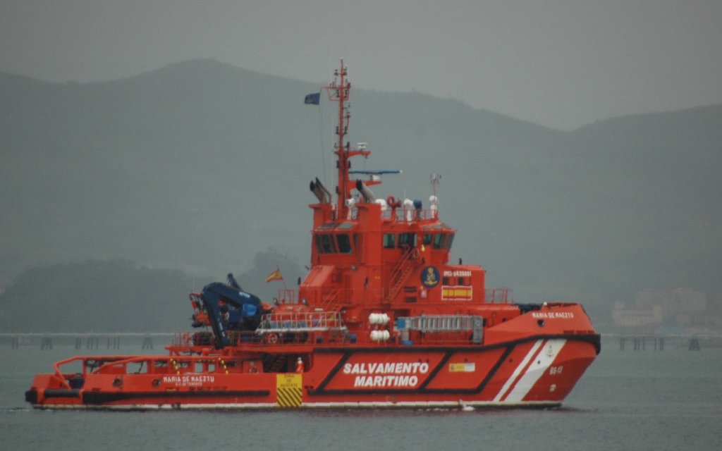 Der Schlepper MARIA DE MAEZTU vom Heimathafen Santa Cruz Tenerifa. Aufgenommen In der Bucht von Santander am 26.05.2010. 