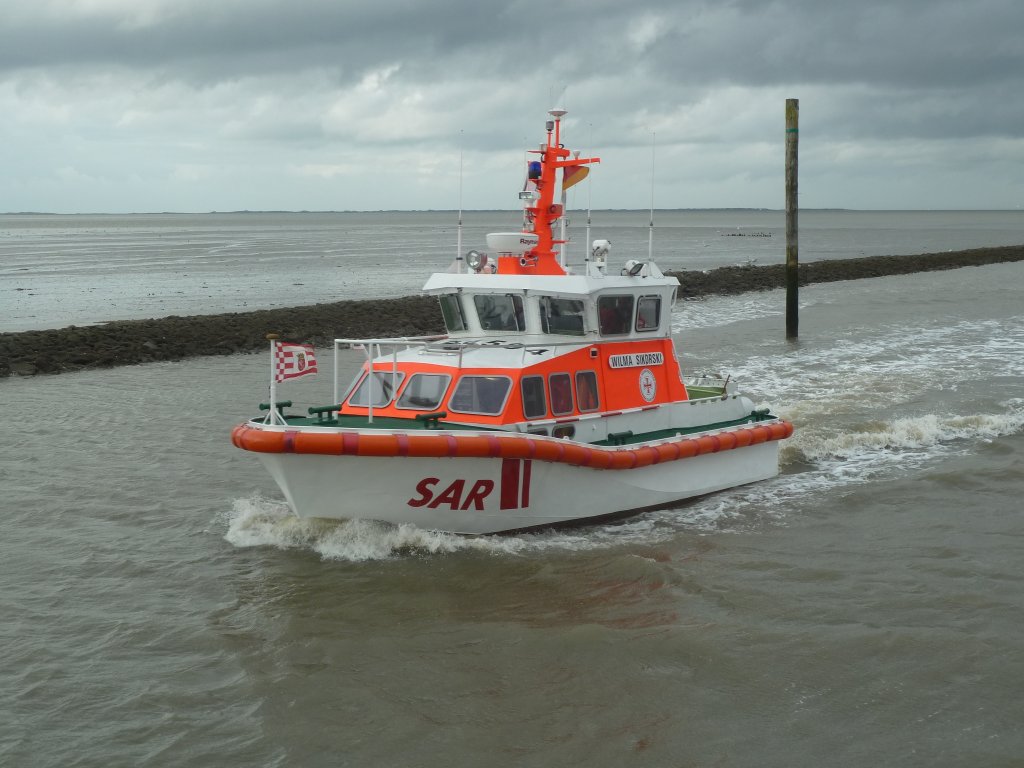 DGzRS Rettungsboot  Wilma Sikorski  einlaufend in Neuharlingersiel, 03.10.2011