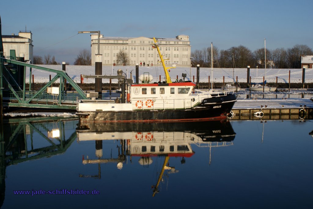 Die Argus im Nassauhafen in Wilhelmshaven,Januar 2010