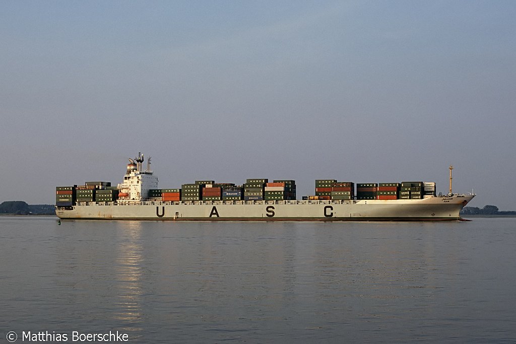 Die Asir auf der Elbe bei Lhe-Sand.