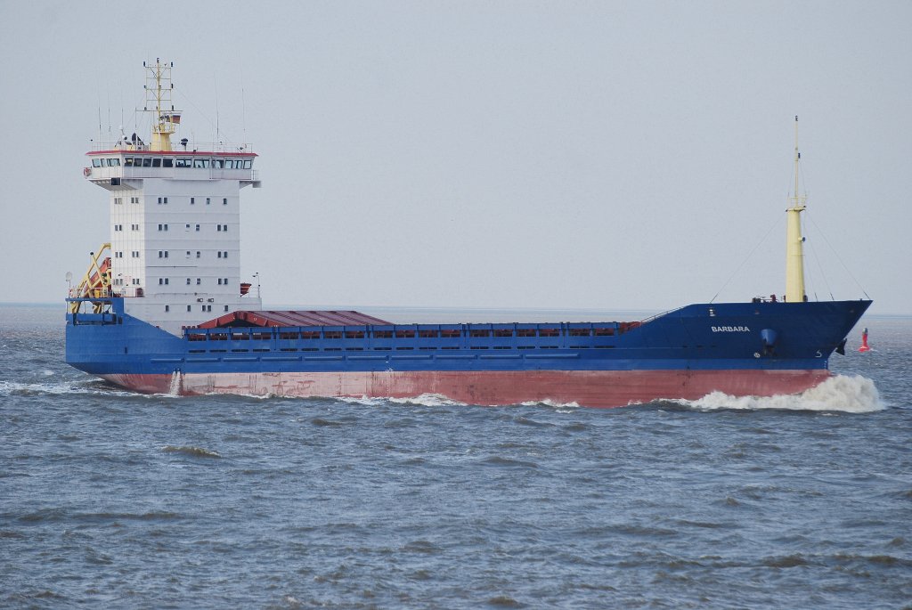 Die Barbara IMO-Nummer:9113226 Flagge:Antigua und Barbuda Lnge:100.0m Breite:17.0m Baujahr:1997 Bauwerft:Madenci Shipyard,Istanbul Trkei am 11.04.10 vor Cuxhaven.