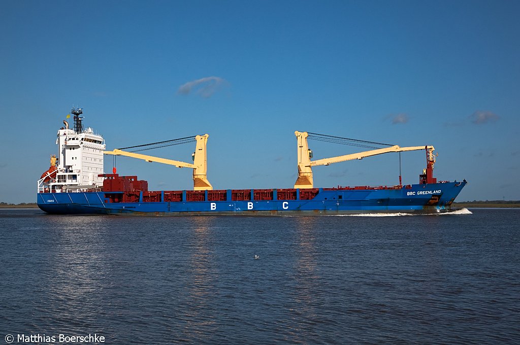 Die BBC Greenland auf der Elbe bei Lhe-Sand am 08.10.09.