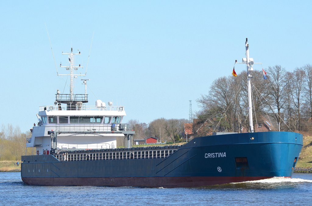 Die Cristina IMO-Nummer:9489546 Flagge:Niederlande Lnge:80.0m Breite:14.0m Baujahr:2009 Bauwerft:Leda Shipyard,Korcula Kroatien bei Rendsburg im Nord-Ostsee-Kanal am 20.04.13