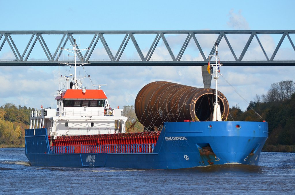 Die EEMS Chrystal IMO-Nummer:9350460 Flagge:Niederlande Lnge:86.0m Breite:11.0m Baujahr:2006 Bauwerft:Santierul Naval Giurgiu,Giurgiu Rumnien im Nord-Ostsee-Kanal bei Grnental am 27.10.12
