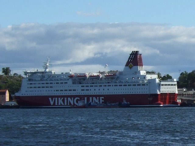 Die  FS Mariella  der Viking Line am 27.08.07 im Hafen von Stockholm.