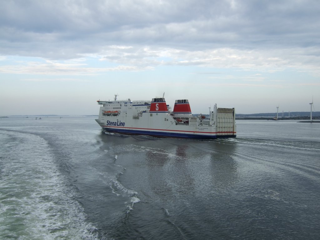 Die  FS Stena Jutlandica  am 10.08.07 in den Schren vor Gteborg.