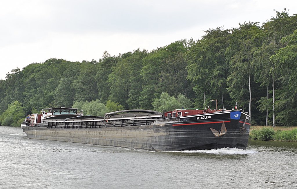 Die Helgoland auf dem Mittelandkanal am 14.06.2011.