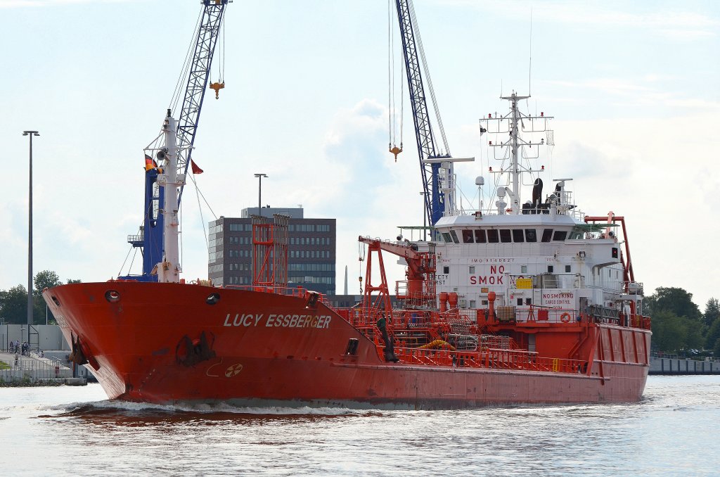 Die Lucy Essberger IMO-Nummer:9140827 Flagge:Niederlande Lnge:99.0m Breite:16.0m Baujahr:1997 Bauwerft:ENVC-Estaleiros Navais De Viana Do Castelo,Viana Do Castelo Portugal am 05.08.12 auf dem Nord-Ostsee-Kanal bei Rendsburg.