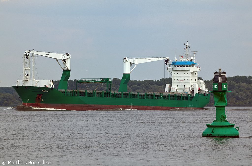 Die Marina 1 auf der Elbe bei Grnendeich am 07.09.09.