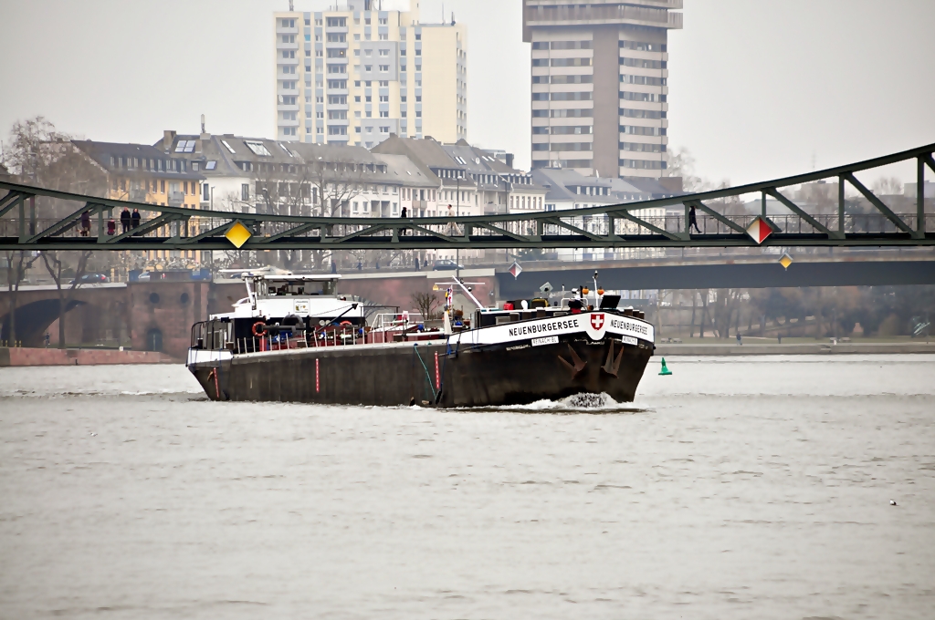 die NEUENBURGERSEE in Frankfurt(M) am 12.03.2010