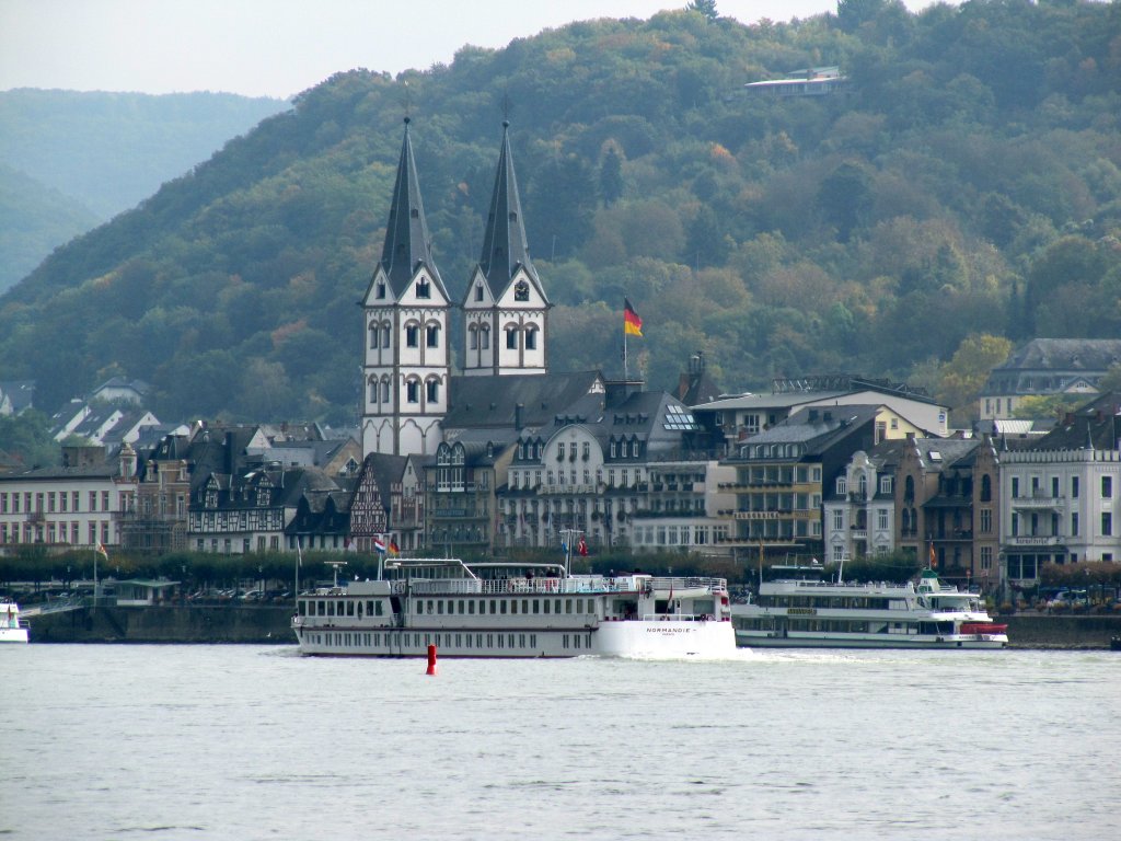 Die Normandie am 07.10.2010 a.d. Rhein zu Berg bei Boppard.