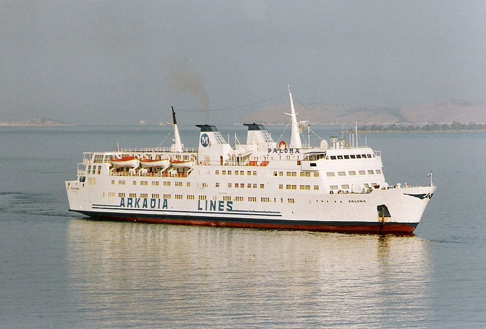 Die PALOMA am 4.9.1992 vor Igoumenitsa (Griechenland).
Schiffsdaten: -> http://www.ship-db.de/nawbn.php?wbn_nr=UDDU280340D