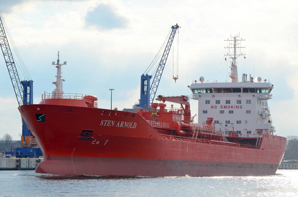 Die Sten Arnold IMO-Nummer:9371610 Flagge:Gibraltar Länge:144.0m Breite:23.0m Baujahr:2007 Bauwerft:Jiangnan Shipyard,Shanghai China aufgenommen auf dem Nord-Ostsee-Kanal bei Rendsburg am 31.03.13